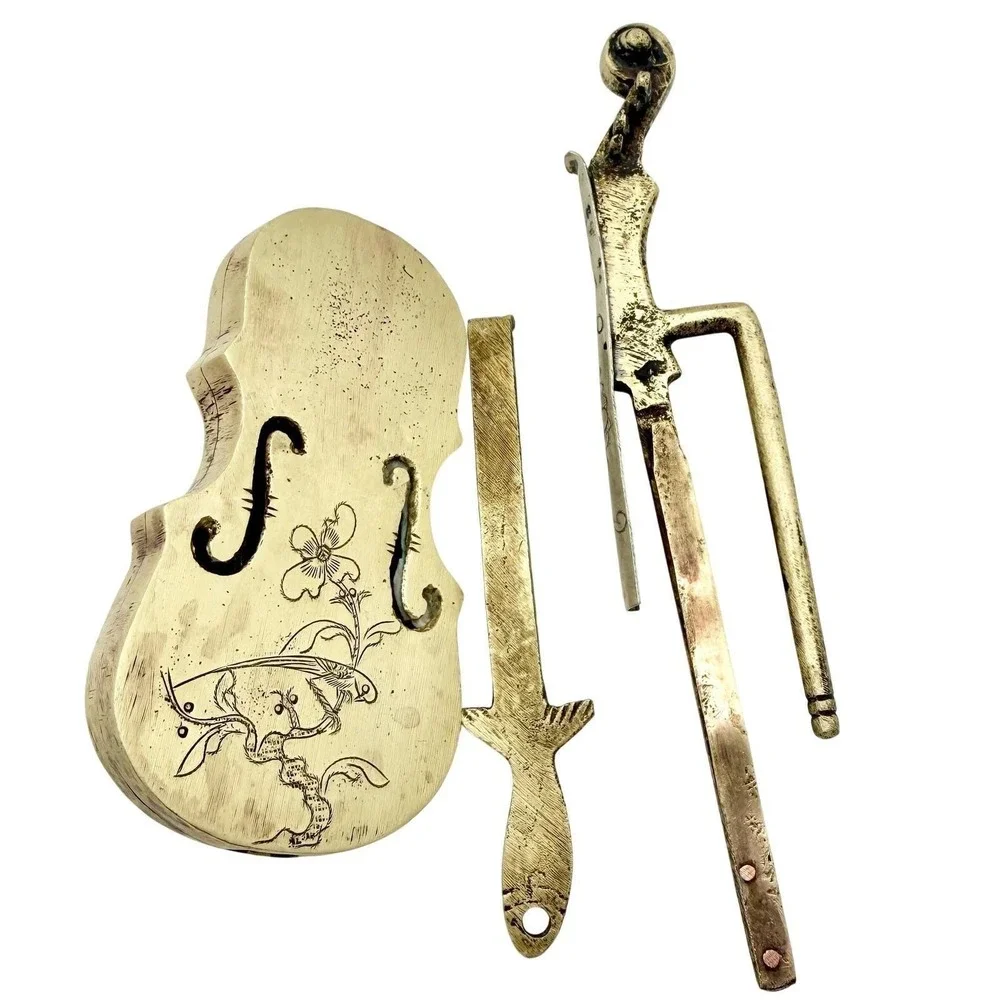 Chinese Folk Art Violin Padlock W/Key Engraved Brass Huaqi Rare 1980s